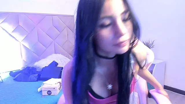 Snapshot of Chloe_Miller_2 chatting on March 2, 2026, 7:21 pm Chloe Miller 2 online show from March 2, 2026, 7:21 pm