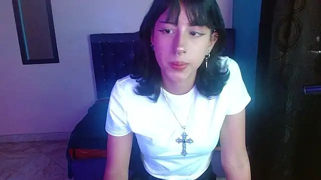 kitty Gothic online show from February 13, 2026, 6:26 pm