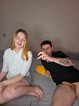 Snapshot of ToxyFoxyy chatting on March 1, 2026, 11:23 am ToxyFoxyy online show from March 1, 2026, 11:23 am