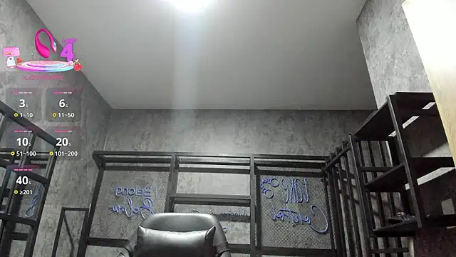 Snapshot of MiistressBlu chatting on February 14, 2026, 1:30 pm MiistressBlu online show from February 14, 2026, 1:30 pm