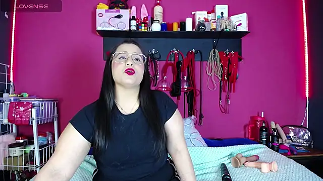 shannon queen- online show from April 8, 2026, 3:17 am