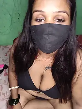V-Hot-Suity online show from July 20, 2026, 6:38 am