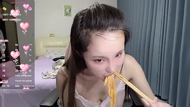Fairy-615 online show from May 7, 2026, 4:34 pm