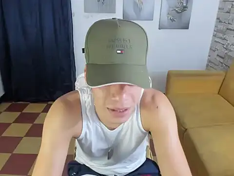 Andres sant  online show from February 23, 2026, 1:47 am