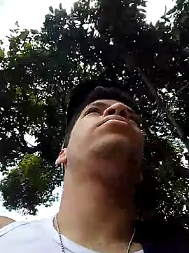 Andres sant  online show from April 2, 2026, 5:10 pm