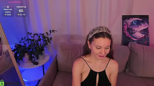 Katrina Jones  online show from February 23, 2026, 11:40 am