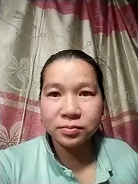 Snapshot of Erika--006 chatting on February 4, 2026, 1:50 pm Erika--006 online show from February 4, 2026, 1:50 pm