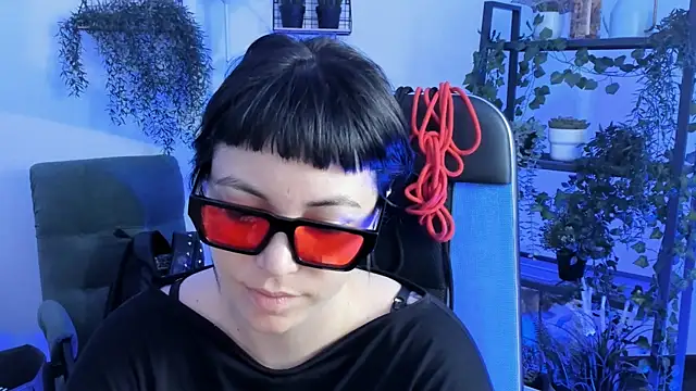 NeoGeisha online show from May 18, 2026, 1:17 pm