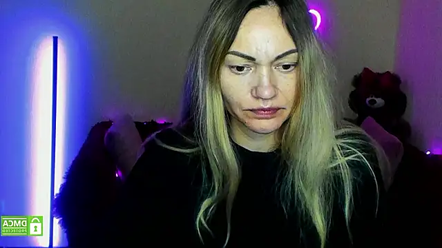 BlondMikey22 online show from February 11, 2026, 6:18 am