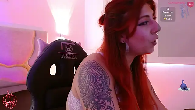 Snapshot of Sashaa_tay chatting on February 9, 2026, 7:29 pm Sashaa tay online show from February 9, 2026, 7:29 pm