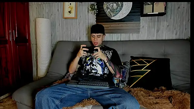 Snapshot of acxel_prescot chatting on July 18, 2026, 6:34 pm acxel prescot online show from July 18, 2026, 6:34 pm