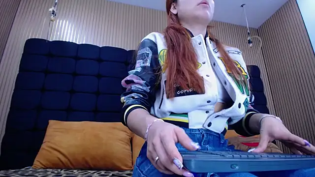 Snapshot of Abby-Hot- chatting on March 2, 2026, 2:02 pm Abby-Hot- online show from March 2, 2026, 2:02 pm