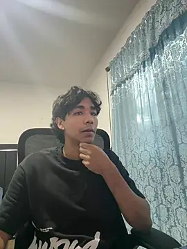 Pedestal diamant online show from March 2, 2026, 10:38 pm