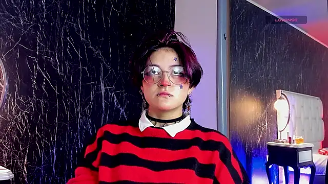 YuuMiko online show from March 4, 2026, 12:11 pm