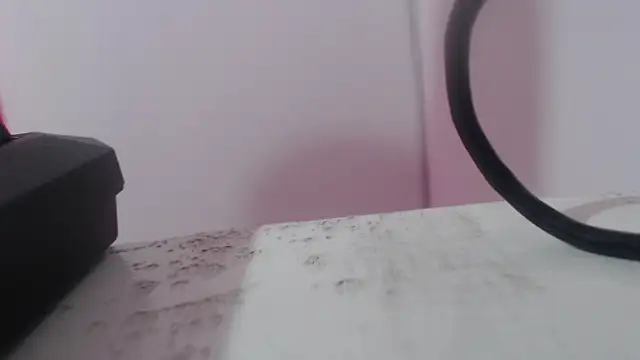 astrid blaze 27 online show from February 13, 2026, 7:54 pm