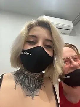 Snapshot of AllisonXAlfred chatting on February 6, 2026, 9:29 pm AllisonXAlfred online show from February 6, 2026, 9:29 pm