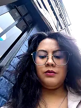 Snapshot of Mari-98 chatting on February 27, 2026, 6:19 pm Mari-98 online show from February 27, 2026, 6:19 pm