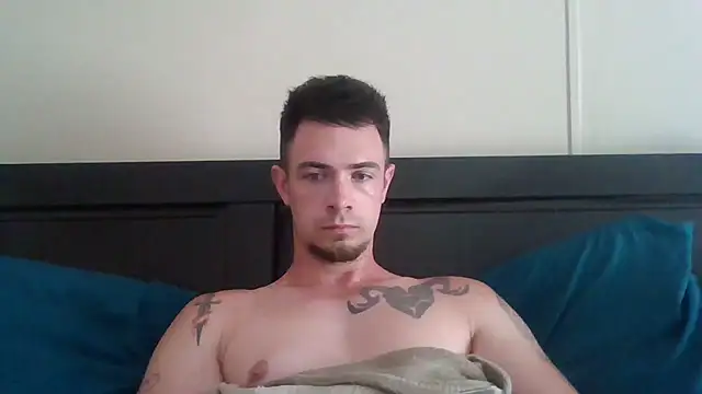 midnightsinz online show from April 27, 2026, 7:56 pm