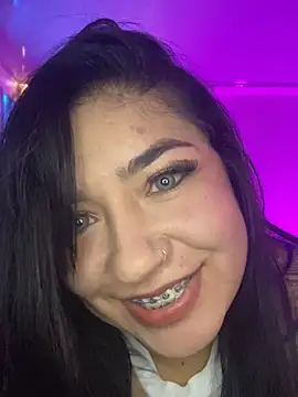 Snapshot of Grecia_Valmont chatting on February 14, 2026, 8:38 pm Grecia Valmont online show from February 14, 2026, 8:38 pm