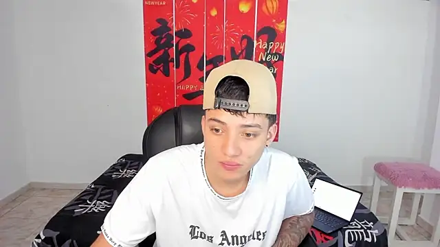 Wesleey-Boy online show from March 31, 2026, 7:36 pm