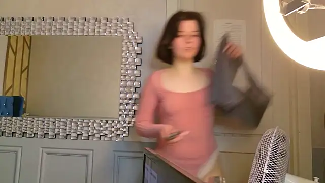 Milana Bold online show from March 17, 2026, 8:34 pm