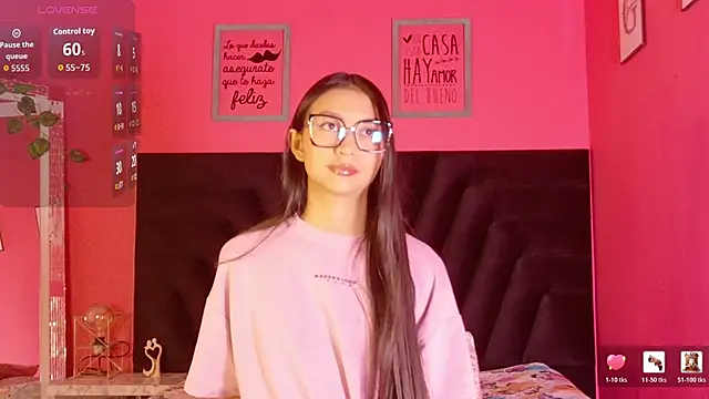 Snapshot of ThinPrincesss chatting on February 24, 2026, 1:09 pm ThinPrincesss online show from February 24, 2026, 1:09 pm