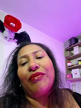 Snapshot of Nyomi_browm chatting on February 14, 2026, 4:42 am Nyomi browm online show from February 14, 2026, 4:42 am