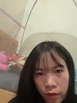 Snapshot of DoliceGirl2k chatting on February 22, 2026, 4:02 am DoliceGirl2k online show from February 22, 2026, 4:02 am