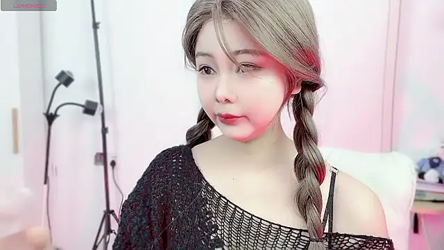 Memeli0 online show from February 11, 2026, 6:51 am