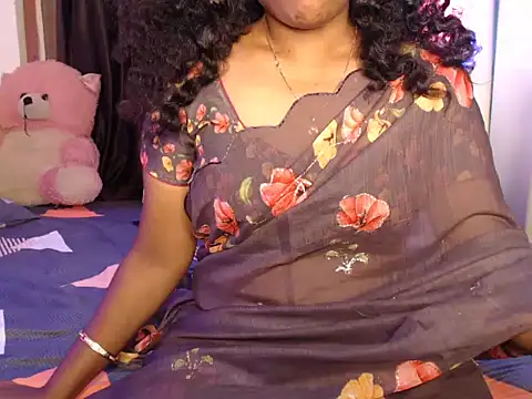 Snapshot of VixenNandhu chatting on February 6, 2026, 5:27 pm VixenNandhu online show from February 6, 2026, 5:27 pm