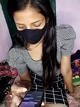 Naina-hott online show from February 23, 2026, 7:11 pm