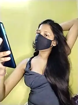 Naina-hott online show from May 8, 2026, 6:57 pm