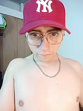 Snapshot of Emmanuel_Lust chatting on February 27, 2026, 12:16 pm Emmanuel Lust online show from February 27, 2026, 12:16 pm