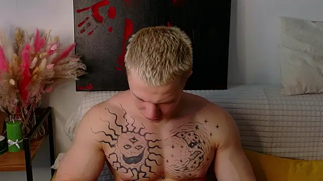 SterlingNoir online show from February 18, 2026, 9:38 am