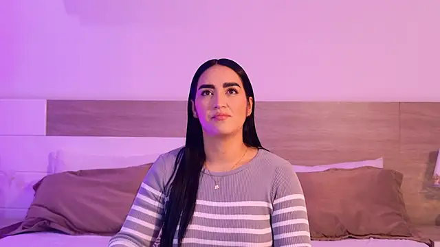 MaraGrief  online show from April 14, 2026, 11:27 am