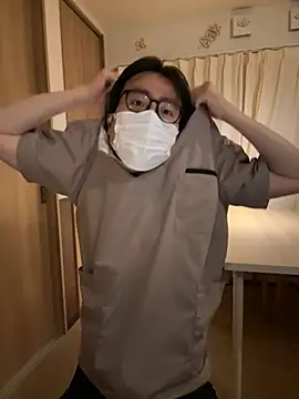Snapshot of shizuku-kun211 chatting on June 1, 2026, 5:14 pm shizuku-kun211 online show from June 1, 2026, 5:14 pm