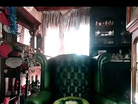 Snapshot of cosmicstar chatting on February 10, 2026, 11:36 am cosmicstar online show from February 10, 2026, 11:36 am