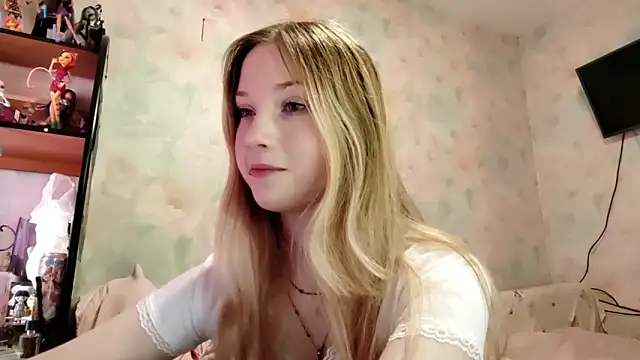 TiaBIanks online show from April 3, 2026, 8:34 am