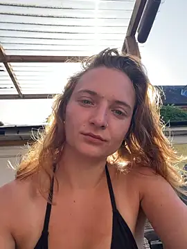 JadeAlexis403 online show from May 25, 2026, 7:36 am