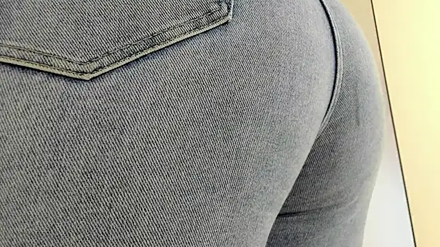 galilea marquez  online show from February 20, 2026, 11:43 am