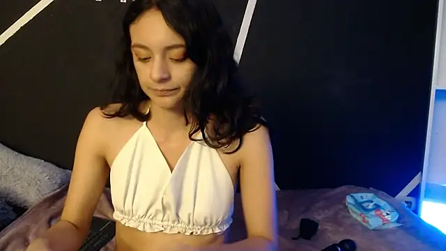 Vyoleta22 online show from March 5, 2026, 11:28 am