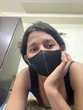 raavigirl online show from March 14, 2026, 6:57 pm