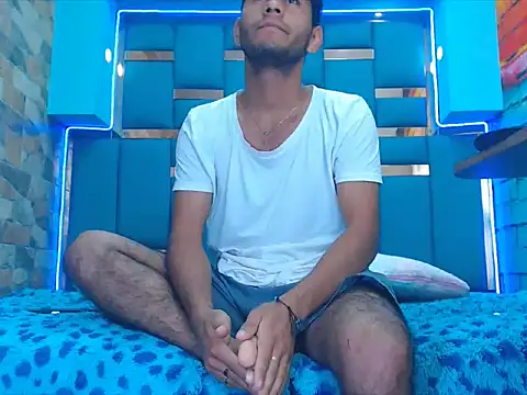 warmNoah online show from February 27, 2026, 7:36 pm