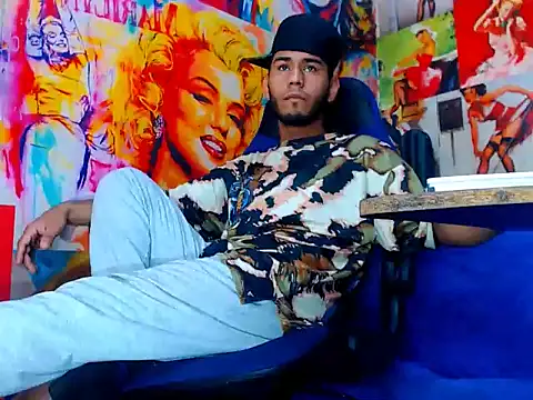 warmNoah online show from April 13, 2026, 6:46 pm