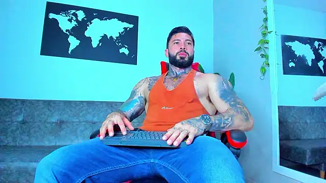 Alessrose online show from March 11, 2026, 9:10 pm