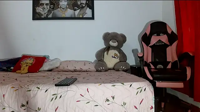 karolsweetvagi online show from March 15, 2026, 4:13 pm