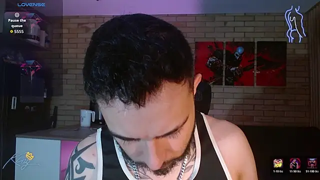 dave wolf7 online show from April 13, 2026, 6:41 am