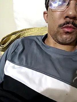 Snapshot of MOREN044 chatting on February 6, 2026, 2:16 am MOREN044 online show from February 6, 2026, 2:16 am