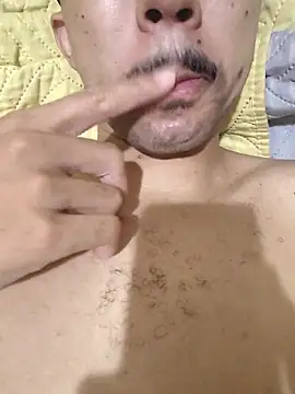 Snapshot of MOREN044 chatting on February 17, 2026, 2:41 am MOREN044 online show from February 17, 2026, 2:41 am