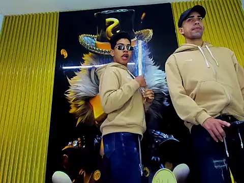 Snapshot of couplehot_sex_ chatting on February 15, 2026, 7:32 pm couplehot sex online show from February 15, 2026, 7:32 pm